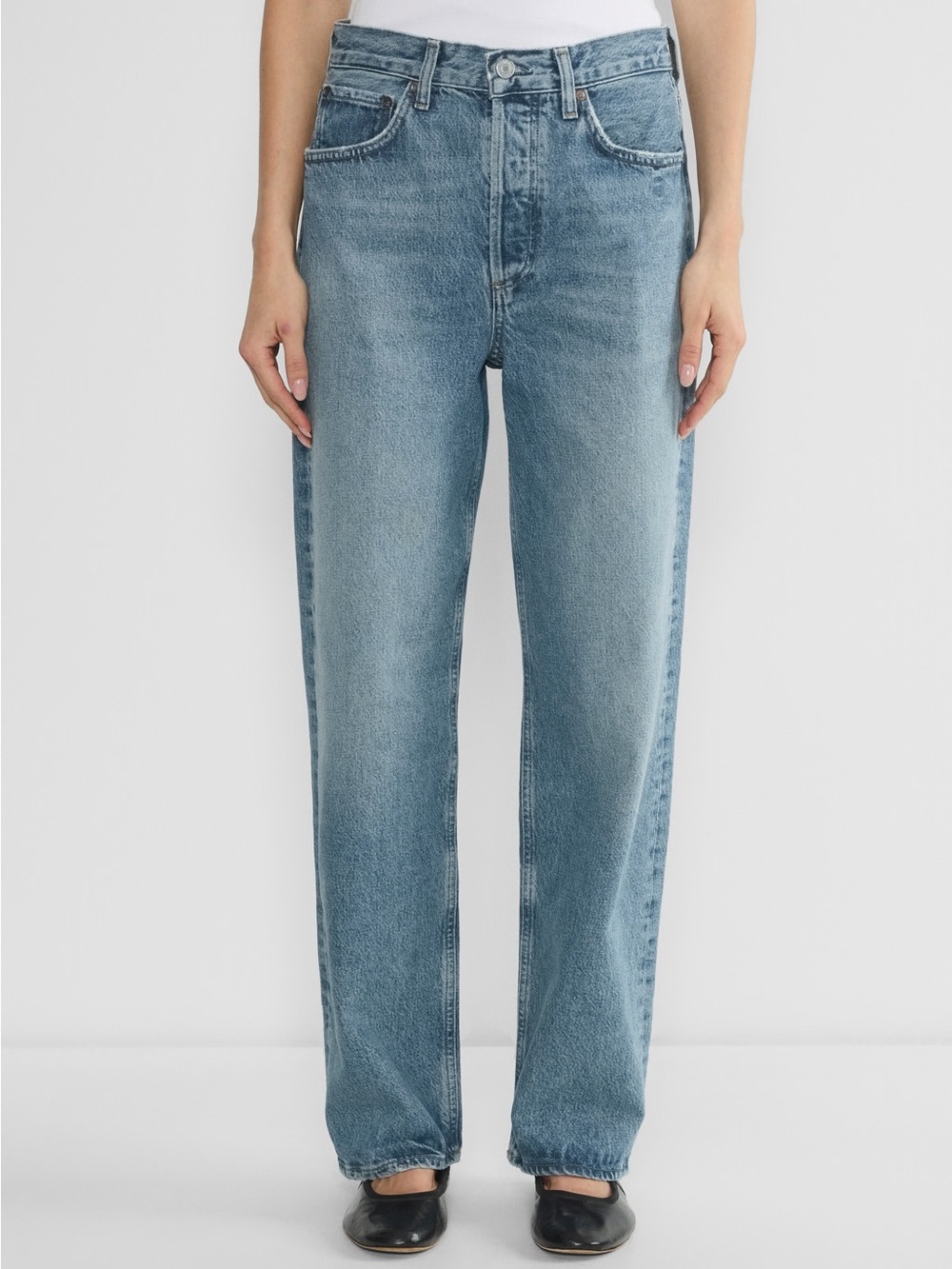 Denim Forum / Aritzia Straight-Leg Mid Wash Blue Women’s Jeans